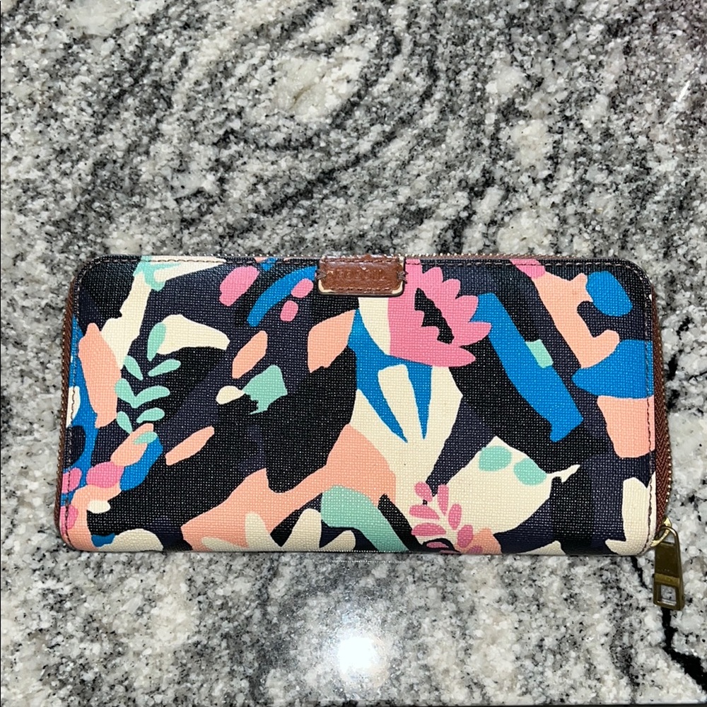 Fossil Emma RFID Large Zip Clutch